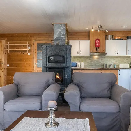 Holiday Aurora Cabin